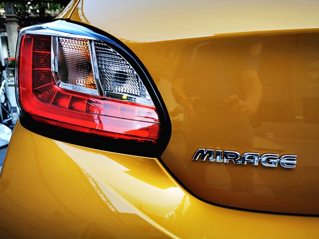 Mitsubishi Mirage SMART CVT มิตซูบิชิ มิราจ ปี 2019 : ภาพที่ 10