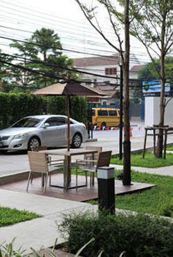 รูปภาพ ไอดีโอ รัชดา-ห้วยขวาง (Ideo Ratchada-Huaykwang)