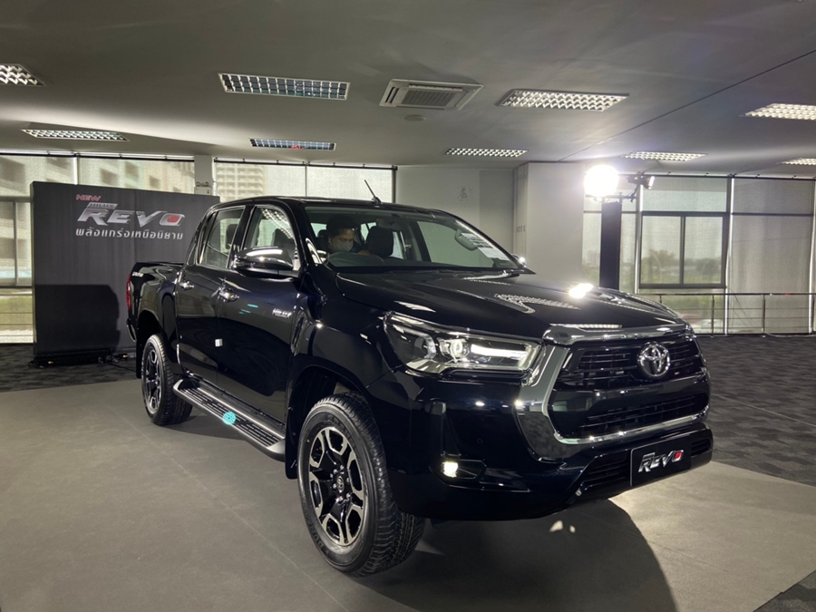 รูปภาพ โตโยต้า Toyota Revo Double Cab Prerunner 2x4 2.4 Mid AT ปี 2020