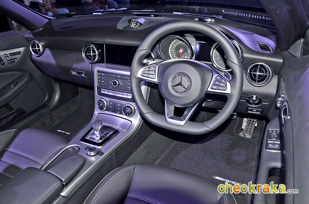 รูปภาพ เมอร์เซเดส-เบนซ์ Mercedes-benz SLC-Class SLC 300 AMG Dynamic ปี 2016