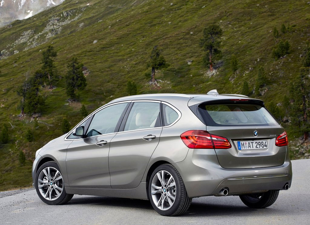 BMW Series 2 218i Active Tourer M Sport บีเอ็มดับเบิลยู ซีรีส์ 2 ปี 2015 : ภาพที่ 5