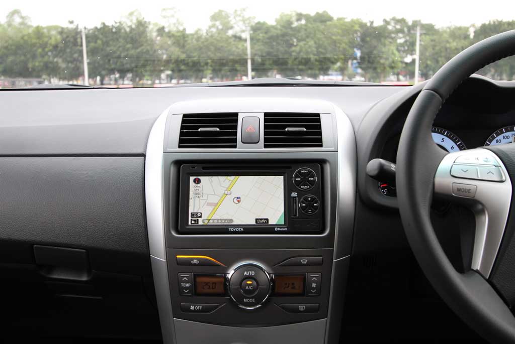 รูปภาพ โตโยต้า Toyota Altis (Corolla) 1.8 E A/T ปี 2012