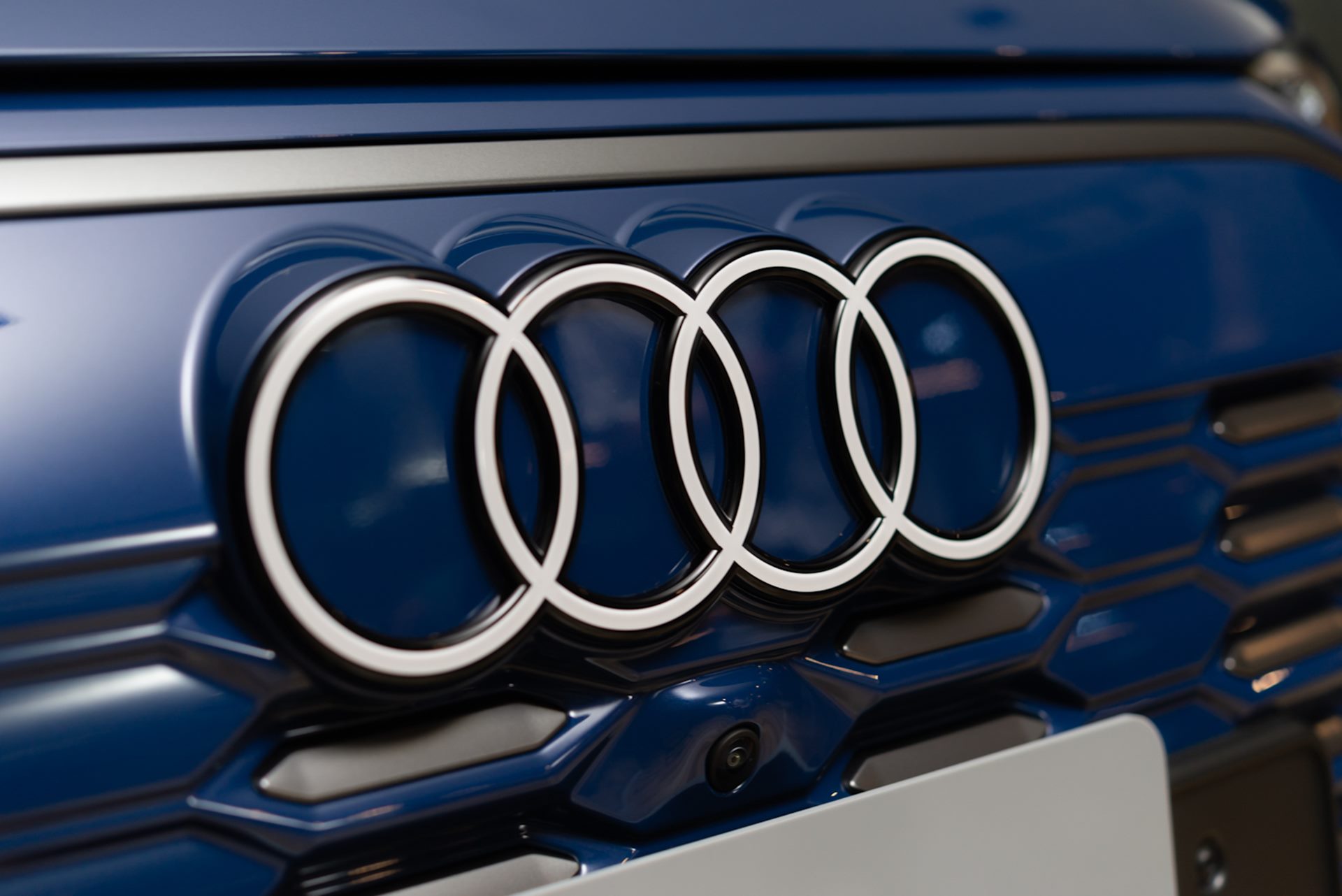 รูปภาพ อาวดี้ Audi Q6 e-tron Performance ปี 2024