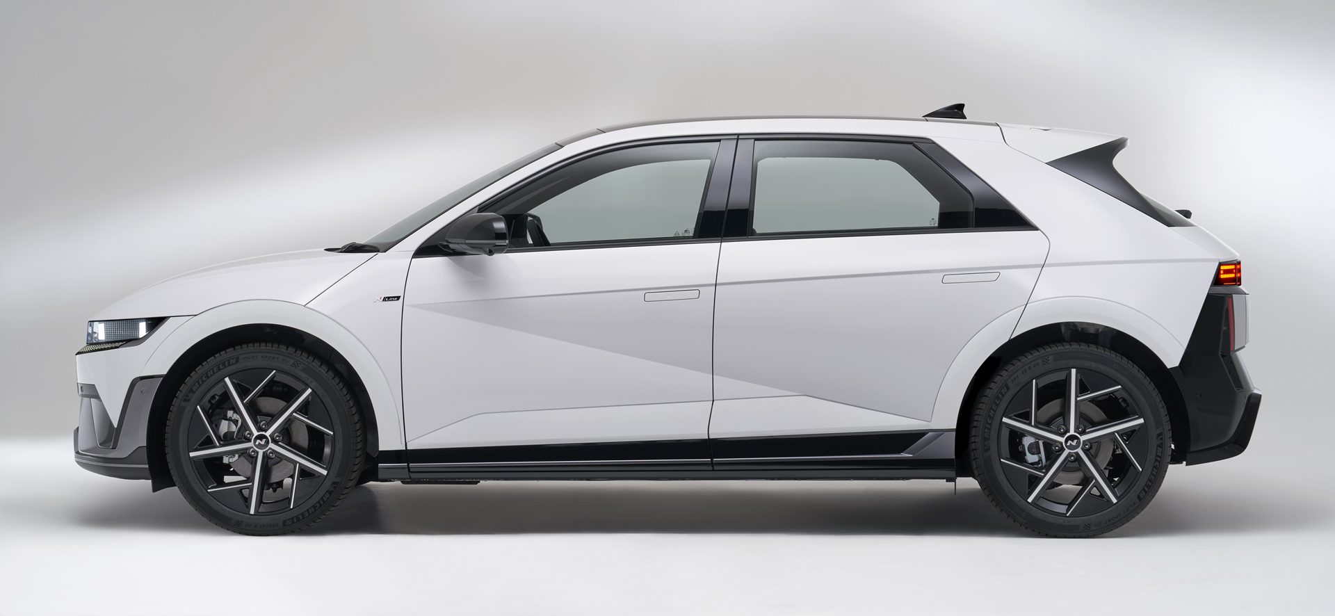 รูปภาพ ฮุนได Hyundai IONIQ 5 N Line ปี 2026
