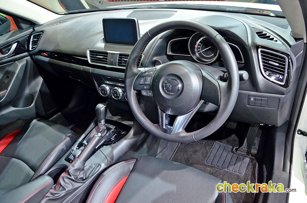 รูปภาพ มาสด้า Mazda 3 2.0 Sports Racing Series ปี 2015