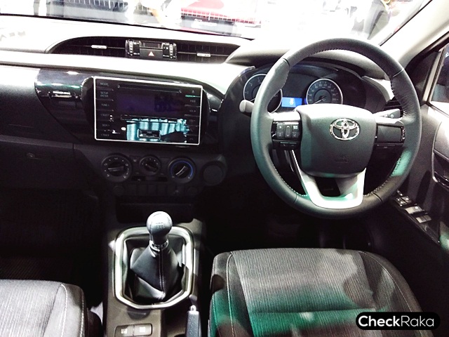 Toyota Revo Double Cab 4x2 2.4J Plus โตโยต้า รีโว่ ปี 2019 : ภาพที่ 4