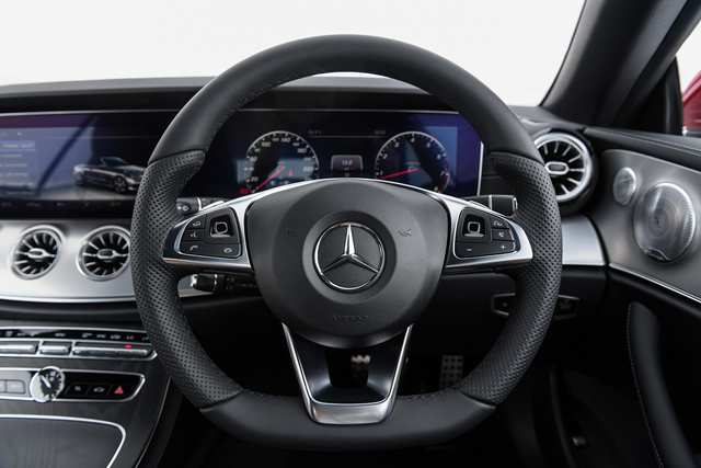 Mercedes-benz E-Class E300 Cabriolet AMG Dynamic (MY20) เมอร์เซเดส-เบนซ์ อี-คลาส ปี 2020 : ภาพที่ 7