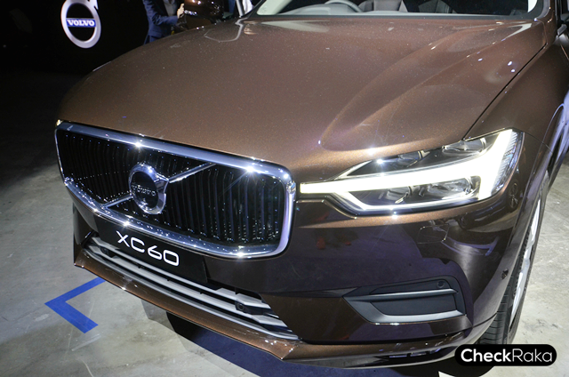 Volvo XC60 D4 AWD Momentum วอลโว่ เอ็กซ์ซี60 ปี 2020 : ภาพที่ 2