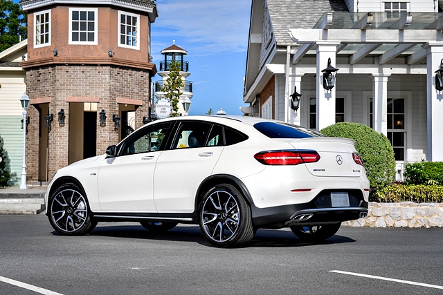 Mercedes-benz AMG GLC 43 4MATIC Coupe' เมอร์เซเดส-เบนซ์ เอเอ็มจี ปี 2017 : ภาพที่ 3