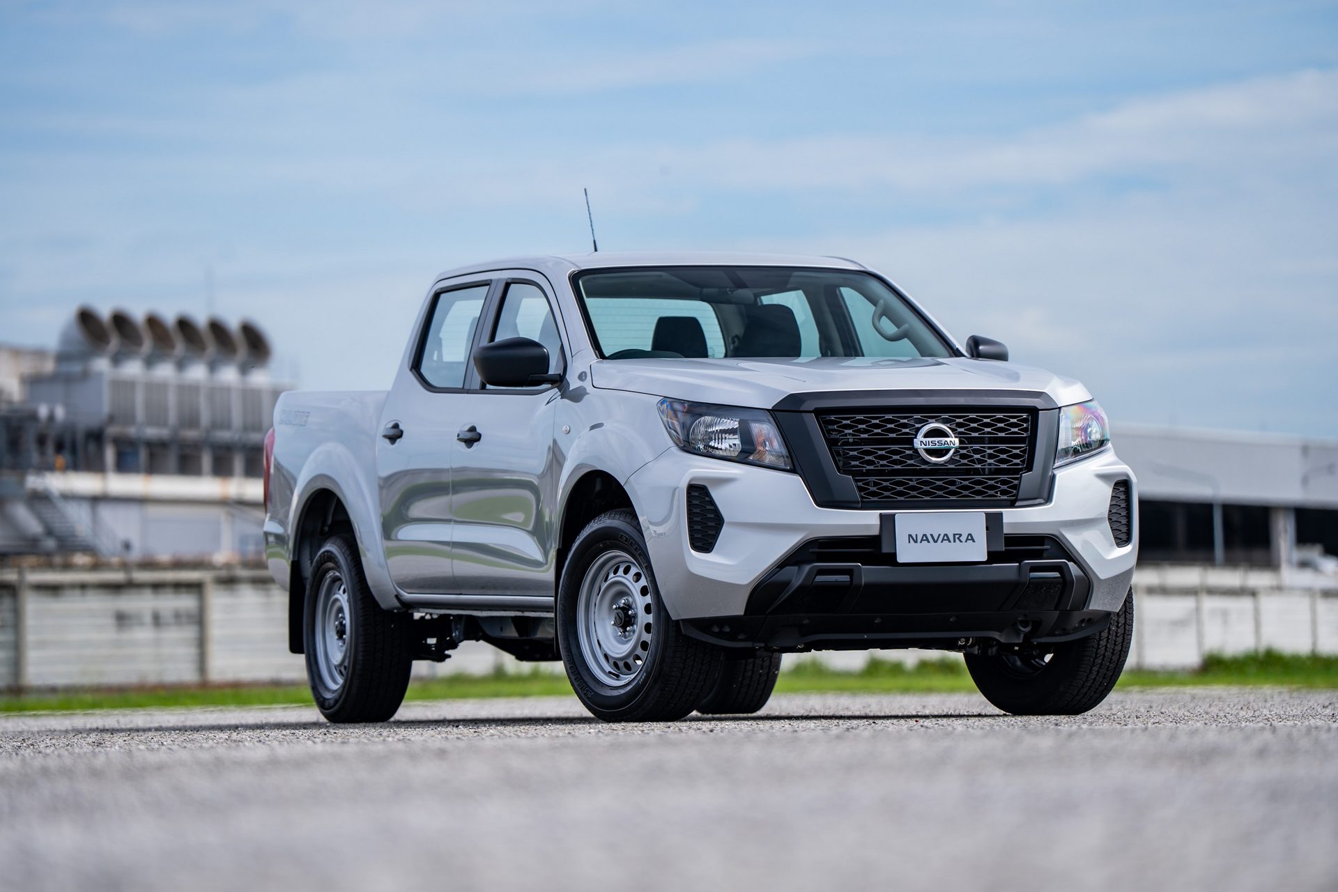 รูปภาพ นิสสัน Nissan Navara Double Cab CALIBRE SL 7AT ปี 2025