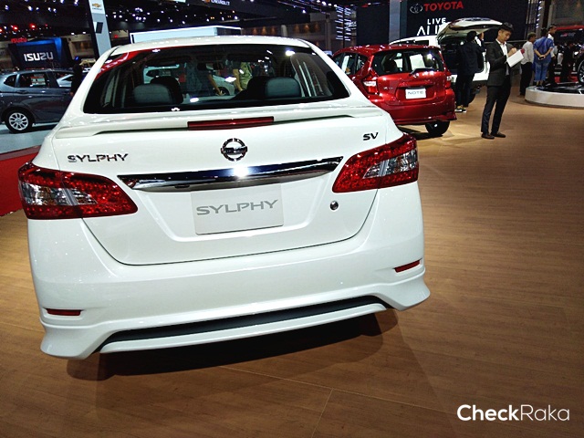 Nissan Sylphy 1.6 SV CVT E85 นิสสัน ซีลฟี่ ปี 2016 : ภาพที่ 4