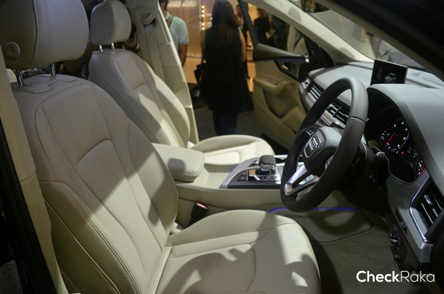 รูปภาพ อาวดี้ Audi Q7 45 TDI quattro S Line ปี 2017