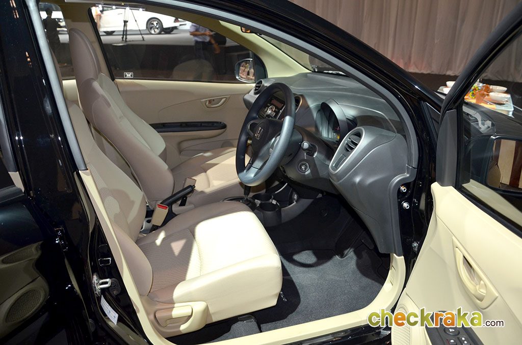 Honda Mobilio V AT ฮอนด้า โมบิลิโอ้ ปี 2014 : ภาพที่ 12