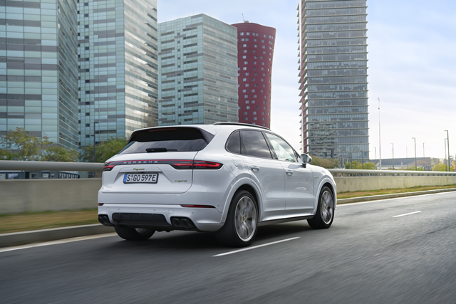 Porsche Cayenne E-Hybrid ปอร์เช่ คาเยน ปี 2018 : ภาพที่ 12