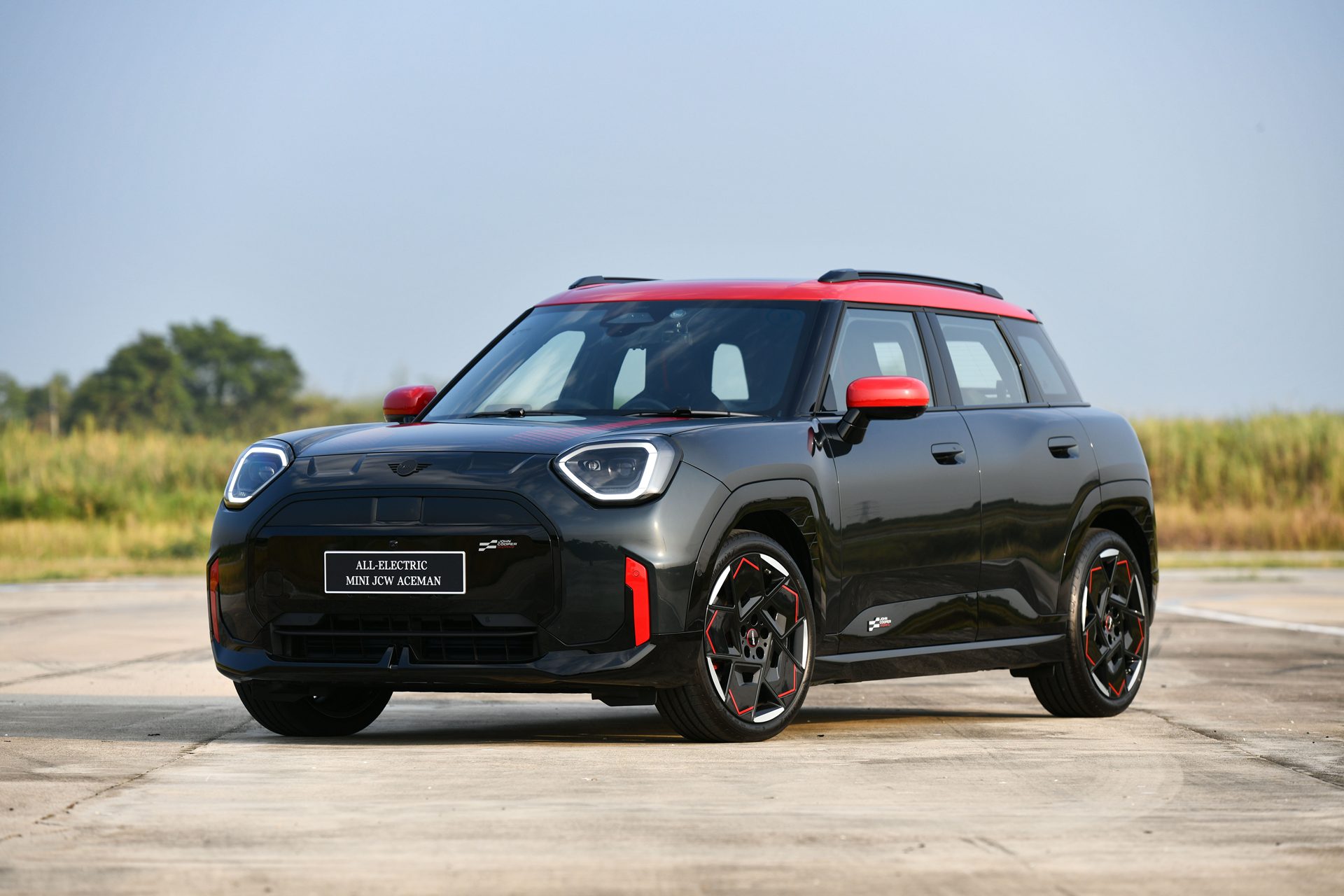 รูปภาพ มินิ Mini John Cooper Works Aceman Electric ปี 2025