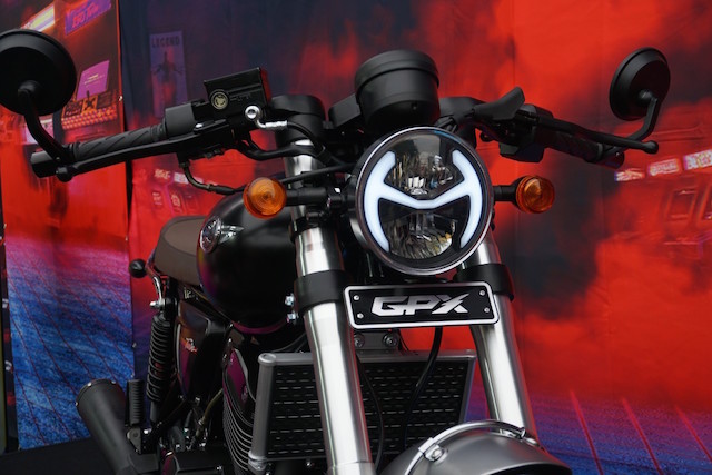 GPX Legend 250 TWIN จีพีเอ็กซ์ เลเจนด์ ปี 2019 : ภาพที่ 7