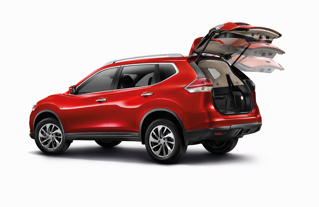 Nissan X-Trail 2.5 V 4WD Sunroof นิสสัน เอ็กซ์-เทรล ปี 2014 : ภาพที่ 4