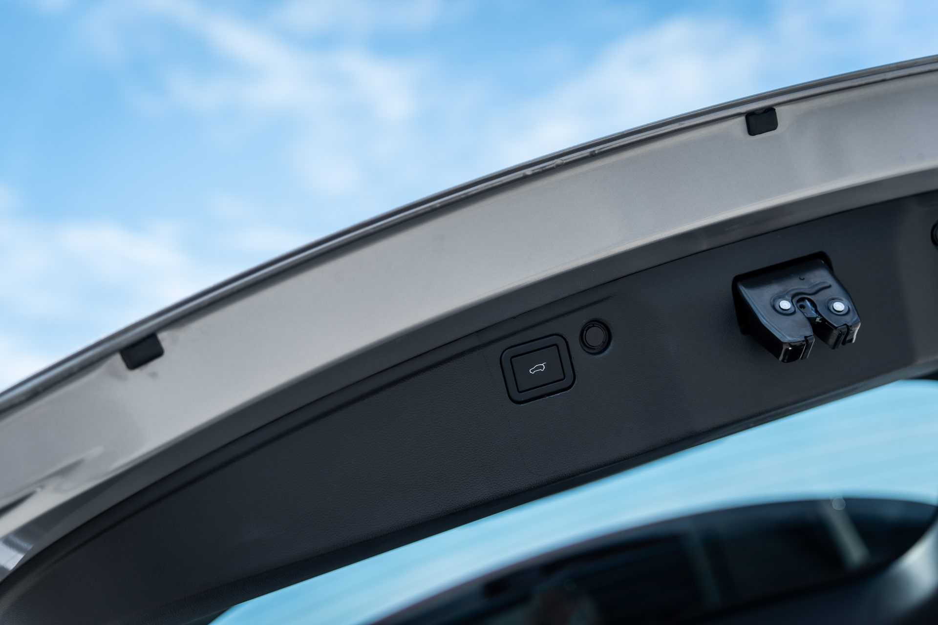 รูปภาพ จีดับบลิวเอ็ม ฮาวาล GWM Haval H6 Plug-in Hybrid SUV ULTRA ปี 2025