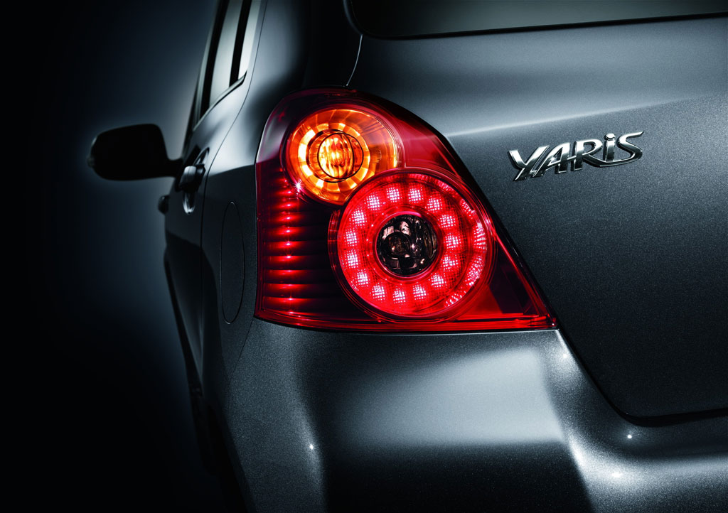 รูปภาพ โตโยต้า Toyota Yaris RS ปี 2012