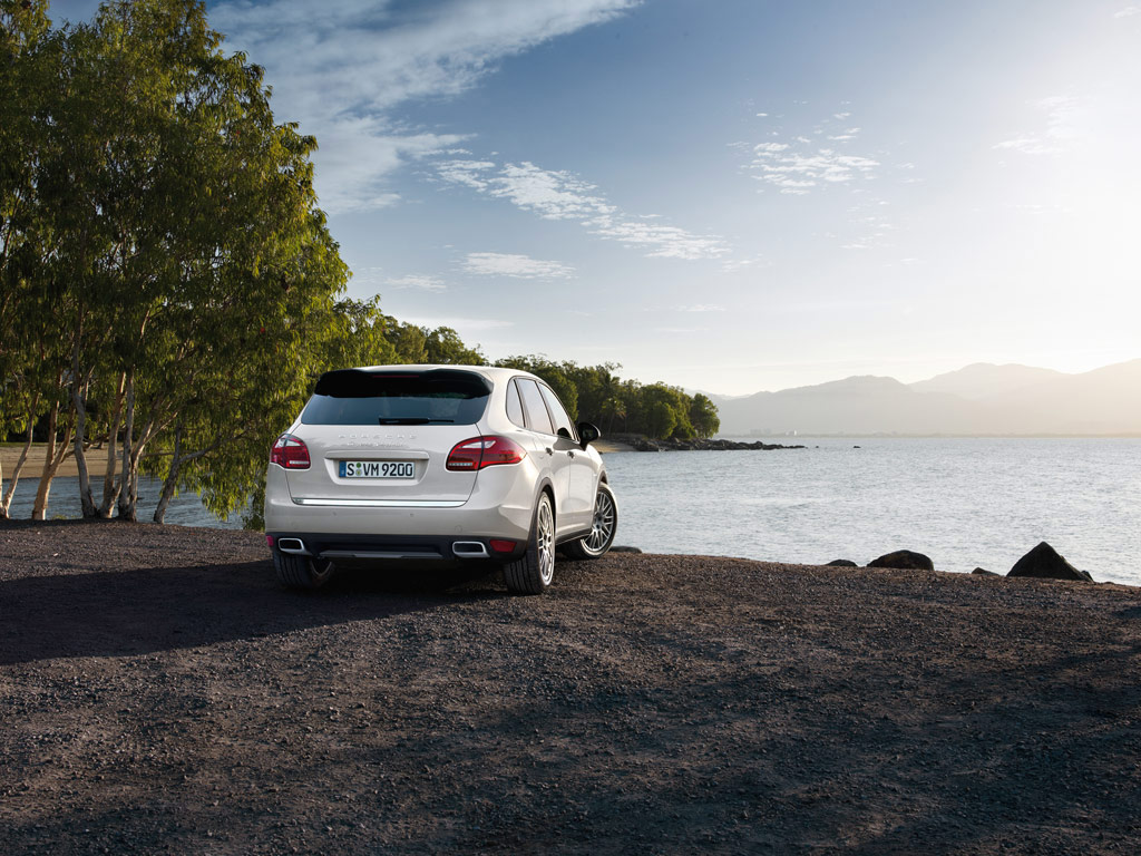 รูปภาพ ปอร์เช่ Porsche Cayenne S Hybrid ปี 2010