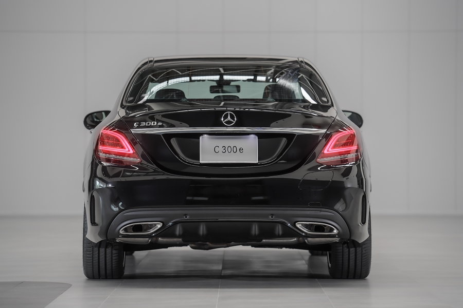 รูปภาพ เมอร์เซเดส-เบนซ์ Mercedes-benz C-Class C 300 e Avantgarde ปี 2020