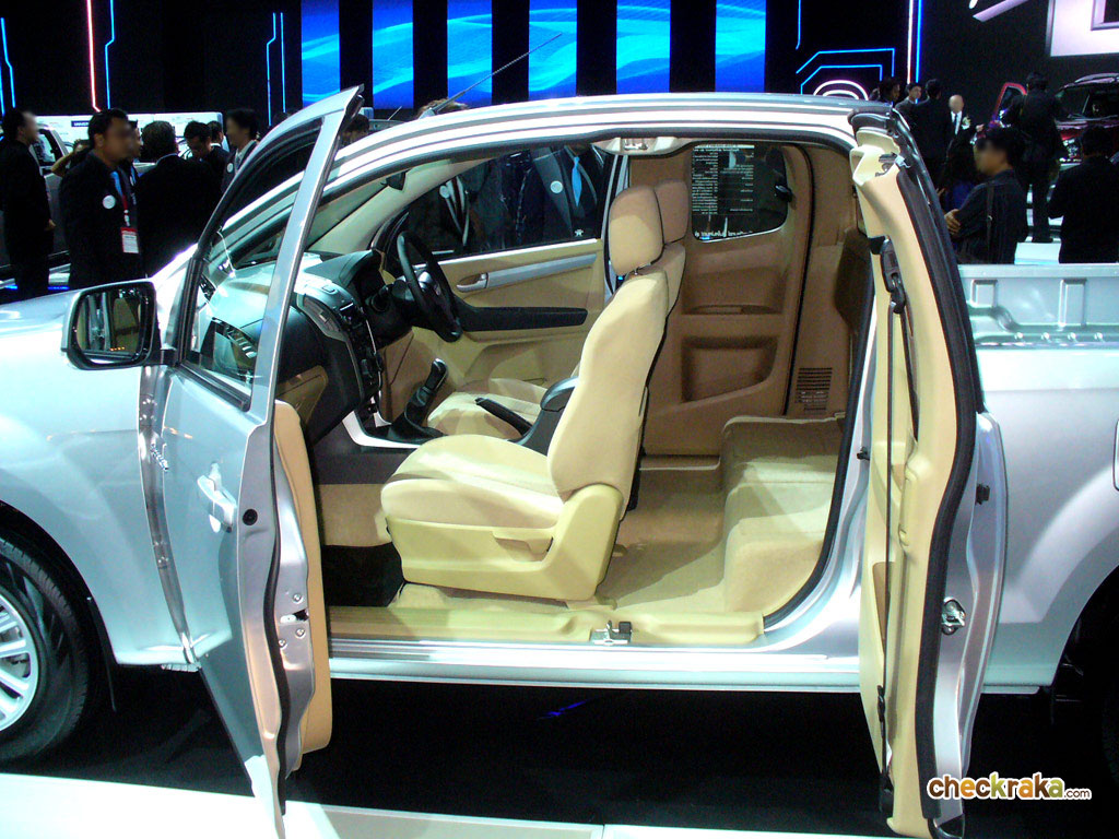 รูปภาพ อีซูซุ Isuzu D-MAX Spacecab 2.5 S ปี 2011