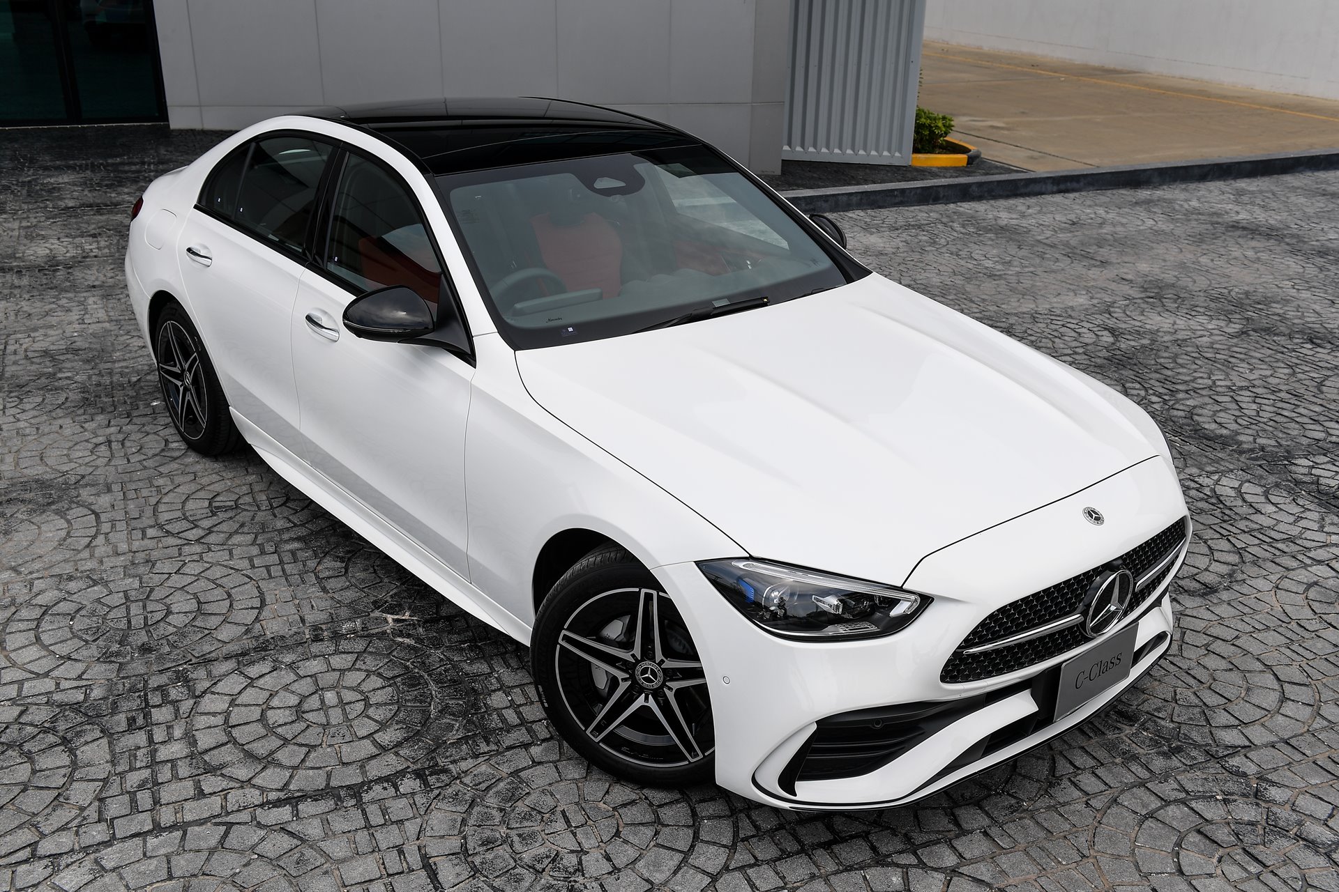 รูปภาพ เมอร์เซเดส-เบนซ์ Mercedes-benz C-Class C 350 e AMG Dynamic Night Edition ปี 2024