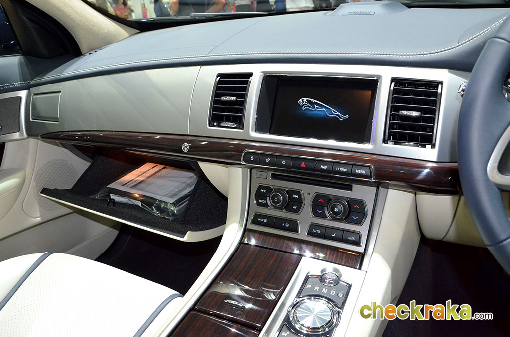 รูปภาพ จากัวร์ Jaguar XF 2.2D Portfolio ปี 2013