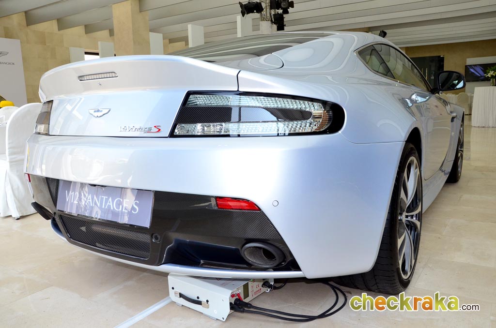 Aston Martin Vantage S แอสตัน มาร์ติน ปี 2014 : ภาพที่ 11