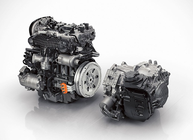 Volvo S90 T8 Twin Engine AWD Momentum วอลโว่ ปี 2017 : ภาพที่ 20