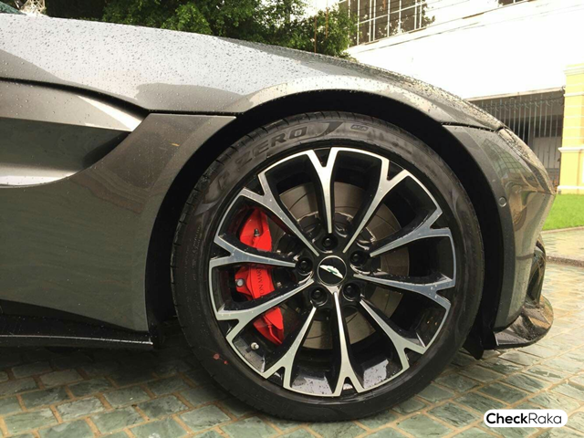 Aston Martin Vantage Coupe แอสตัน มาร์ติน ปี 2018 : ภาพที่ 6