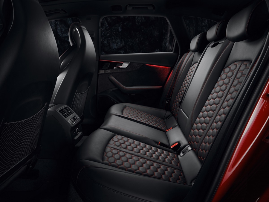 Audi RS 4 Avant quattro อาวดี้ ปี 2020 : ภาพที่ 6