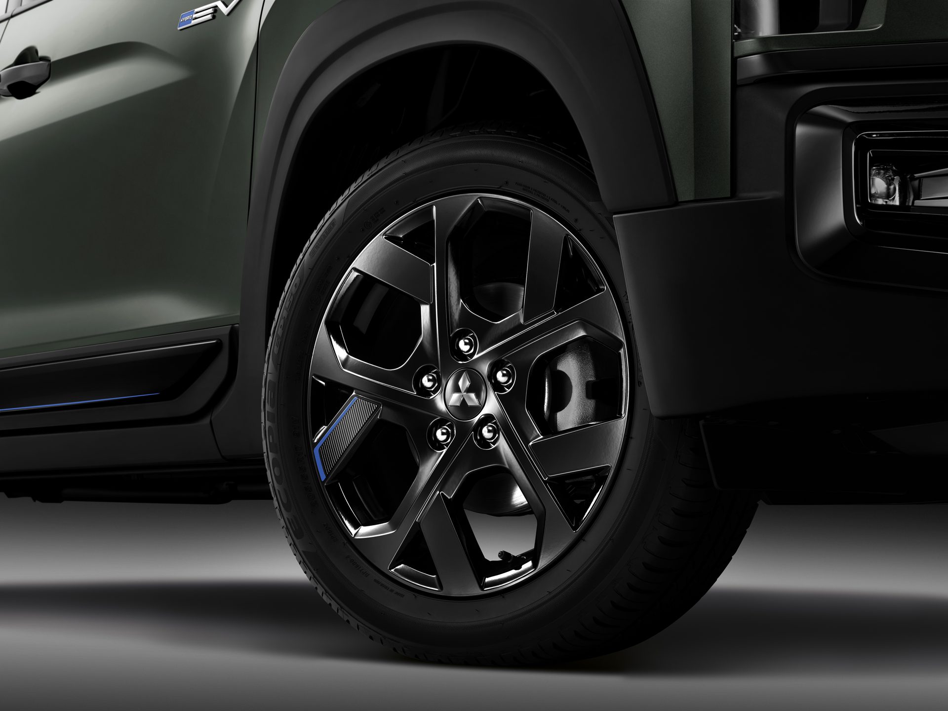 รูปภาพ มิตซูบิชิ Mitsubishi Xpander Cross HEV Play ปี 2025