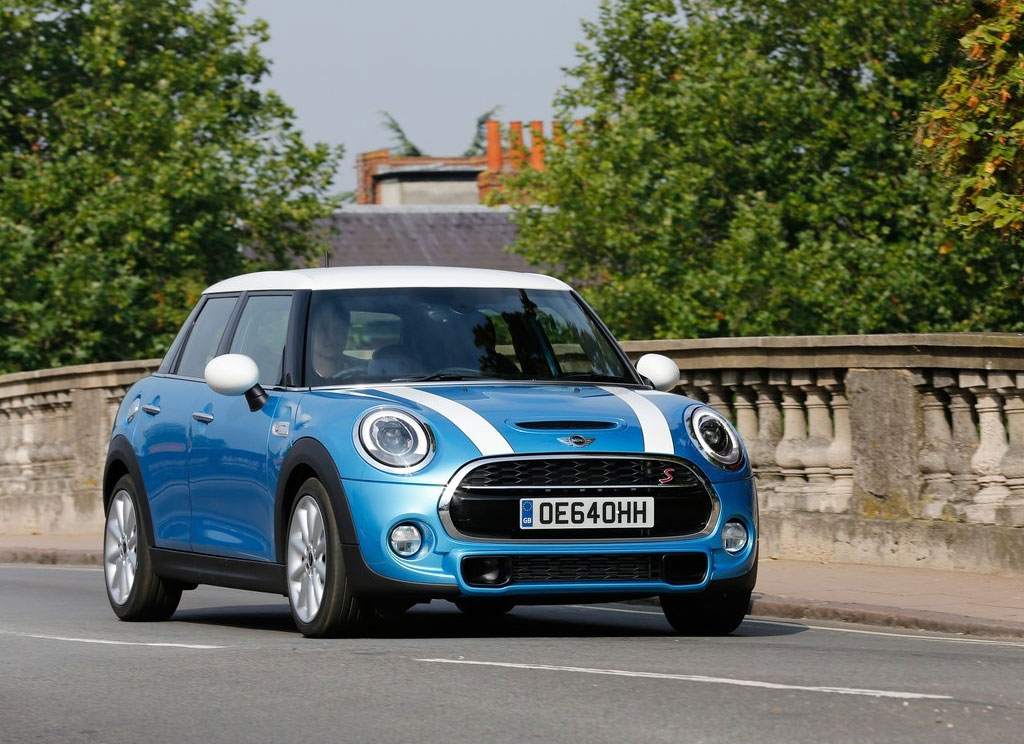 Mini Hatch 5 Door Cooper SD มินิ แฮทช์ 5 ประตู ปี 2014 : ภาพที่ 2