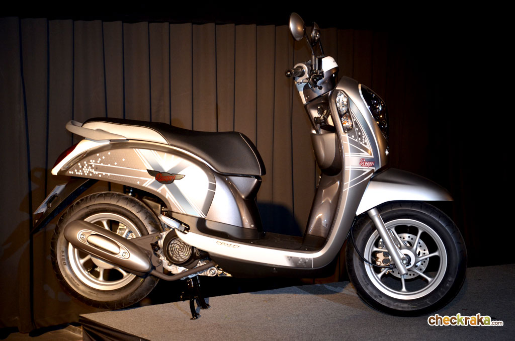 รูปภาพ ฮอนด้า Honda Scoopy i Club 12 ปี 2013