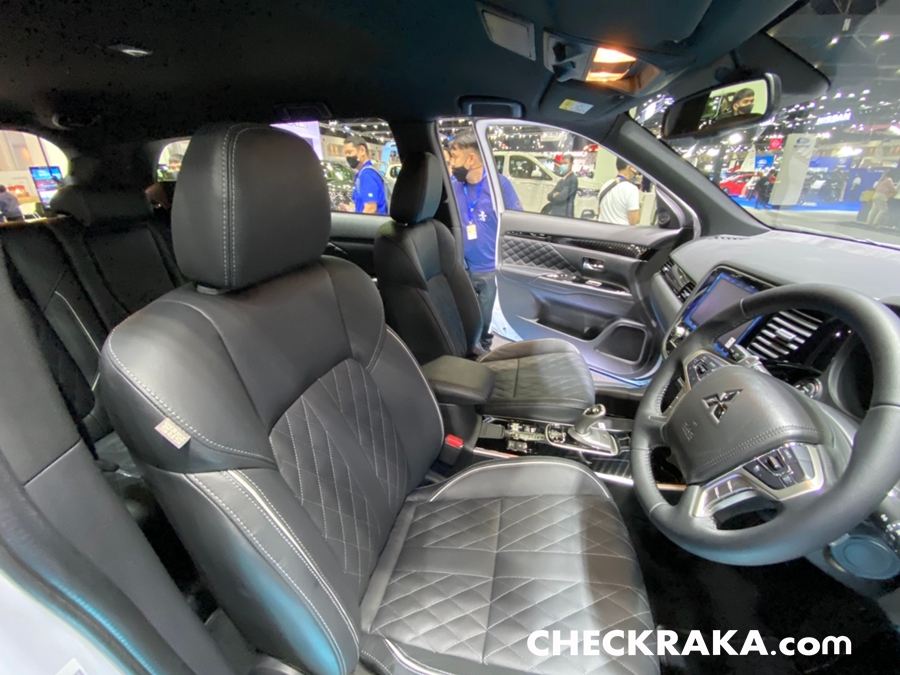Mitsubishi Outlander PHEV GT มิตซูบิชิ ปี 2020 : ภาพที่ 9