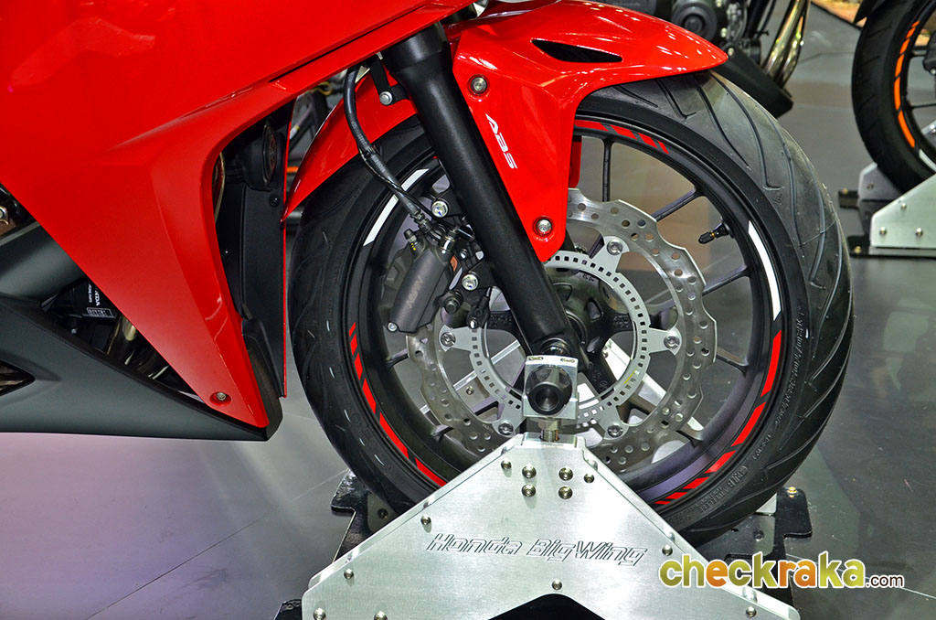 Honda CBR 500R ฮอนด้า ซีบีอาร์ ปี 2015 : ภาพที่ 8