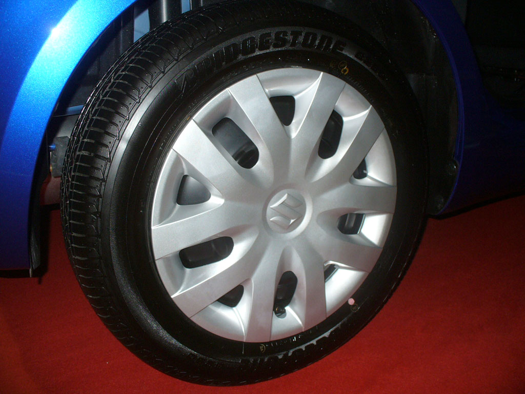 Suzuki Swift GA MT ซูซูกิ สวิฟท์ ปี 2012 : ภาพที่ 7