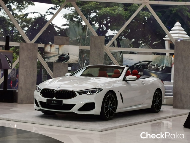 BMW M8 M850i xDrive CONVERTIBLE บีเอ็มดับเบิลยู ปี 2019 : ภาพที่ 2