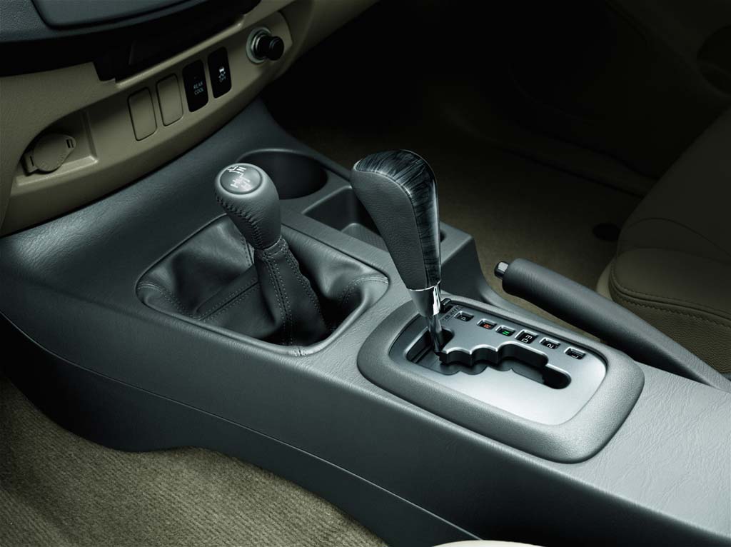 รูปภาพ โตโยต้า Toyota Fortuner 2.5 G M/T ปี 2011