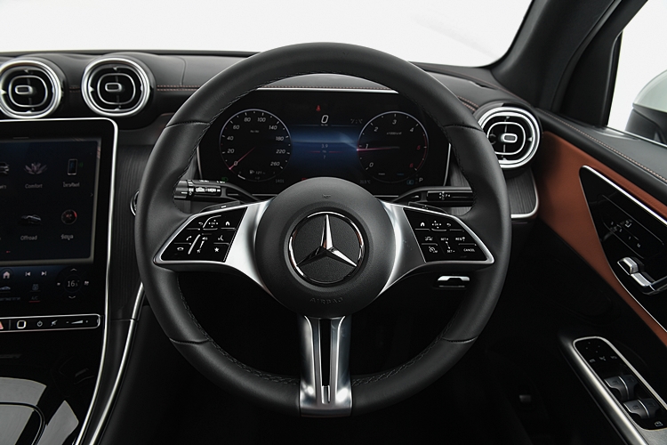 รูปภาพ เมอร์เซเดส-เบนซ์ Mercedes-benz GLC-Class GLC 220 d 4 MATIC Avantgarde ปี 2023