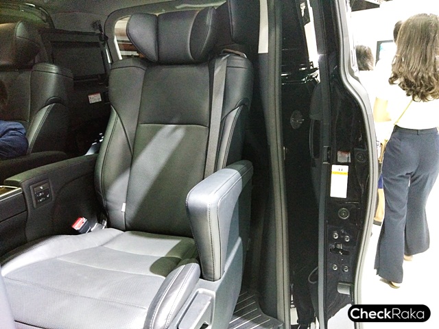 รูปภาพ โตโยต้า Toyota Vellfire 2.5 MY2018 ปี 2018