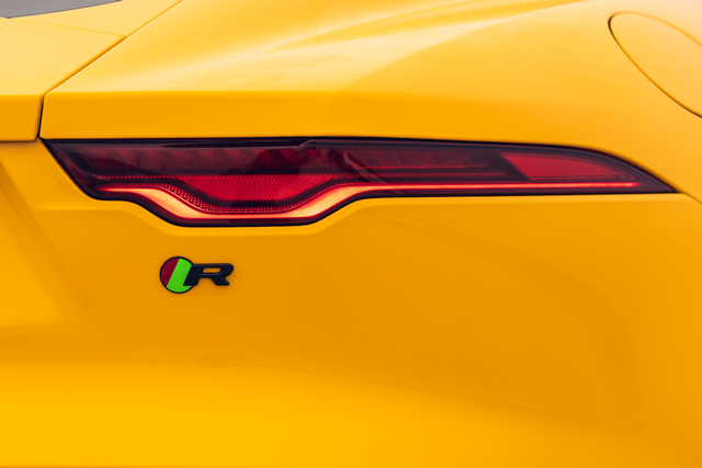 Jaguar F-Type 5.0 V8 Superchardged Petrol Convertible R MY2020 จากัวร์ ปี 2020 : ภาพที่ 5