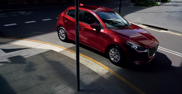 Mazda 2 1.3 SP Sports มาสด้า ปี 2021 : ภาพที่ 20