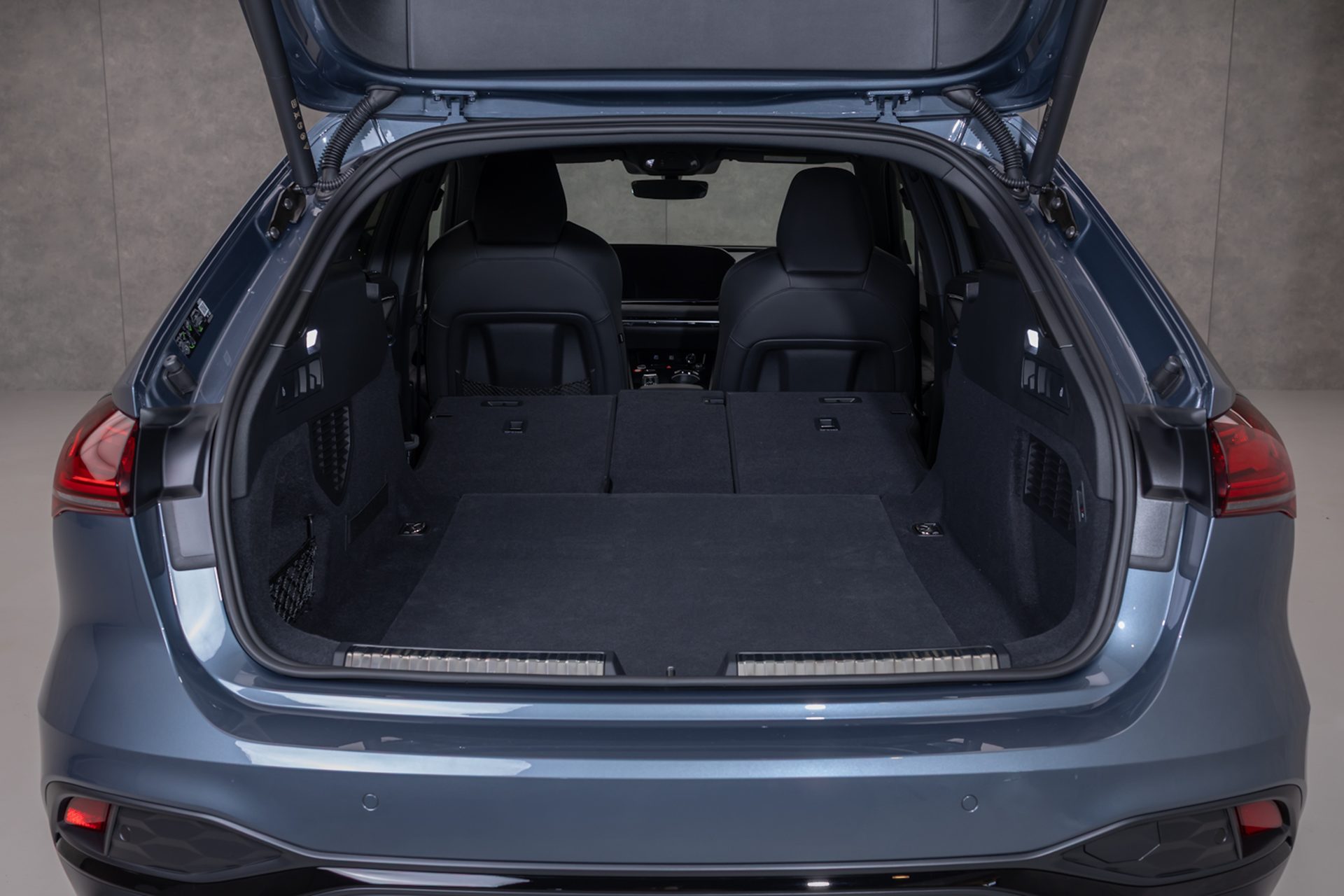 รูปภาพ อาวดี้ Audi A5 Avant TFSI e quattro Tech Pro ปี 2025