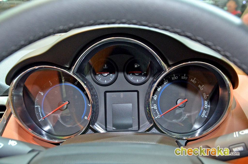 Chevrolet Cruze 1.8 LTZ AT เชฟโรเลต ครูซ ปี 2015 : ภาพที่ 8