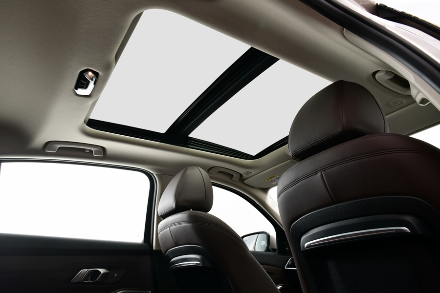 รูปภาพ บีเอ็มดับเบิลยู BMW Series 3 330Li M Sport ปี 2021