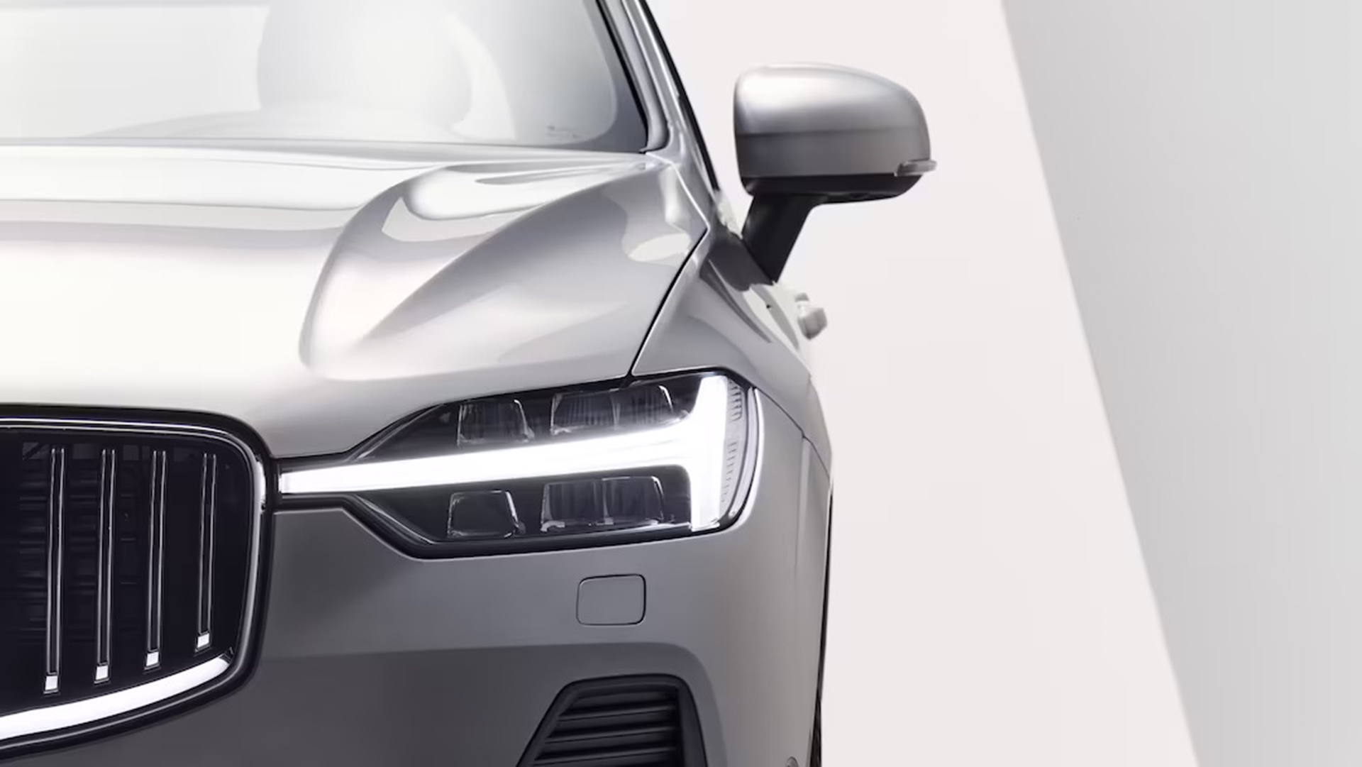 Volvo XC60 Recharge Plus T8 Plug-in Hybrid Dark วอลโว่ เอ็กซ์ซี60 ปี 2023 : ภาพที่ 4