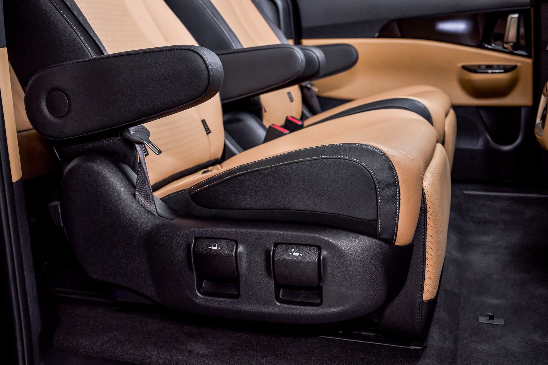 รูปภาพ เกีย KIA Carnival SXL Luxury ปี 2024