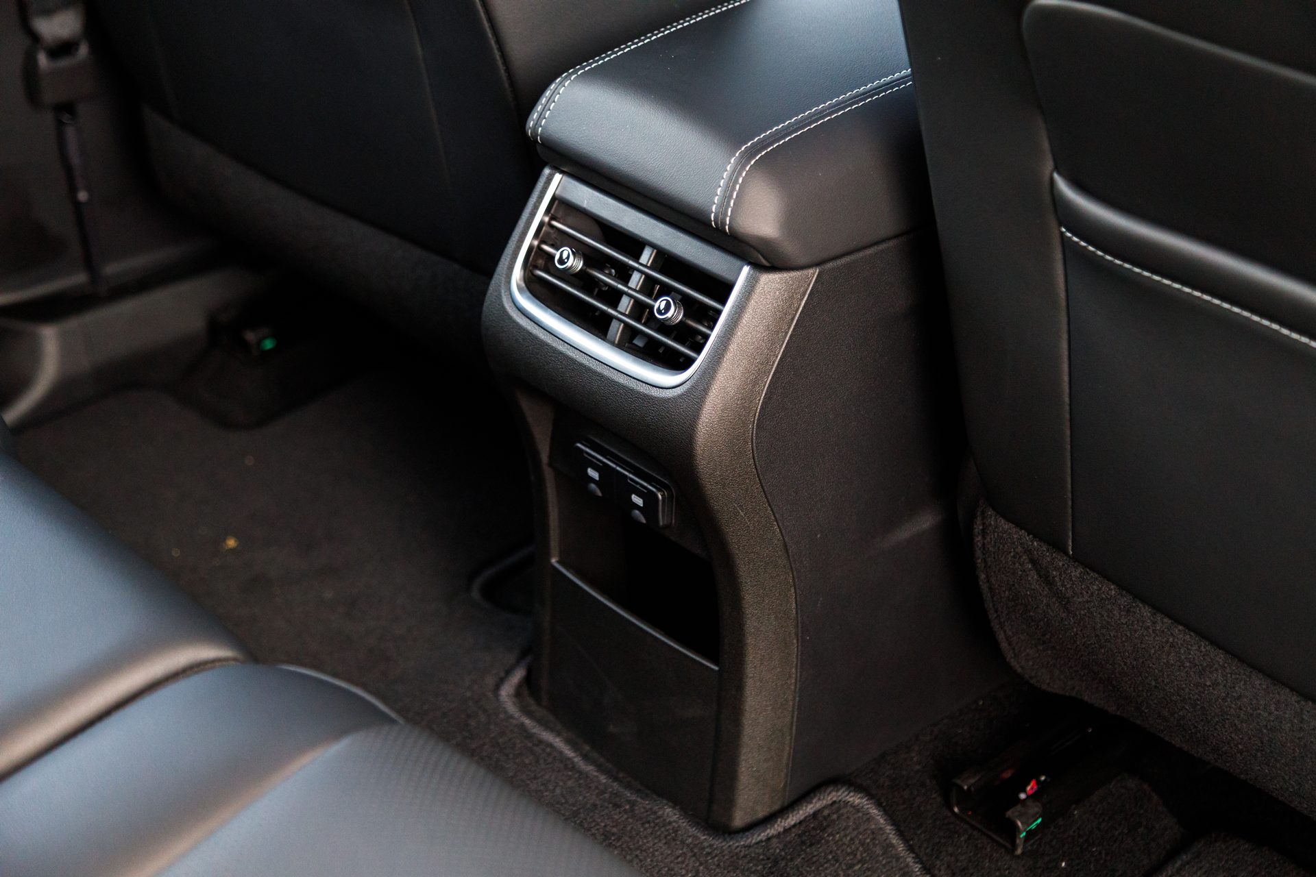 รูปภาพ จีดับบลิวเอ็ม แทงค์ GWM Tank 300 Diesel 2.4T ULTRA 4WD ปี 2025